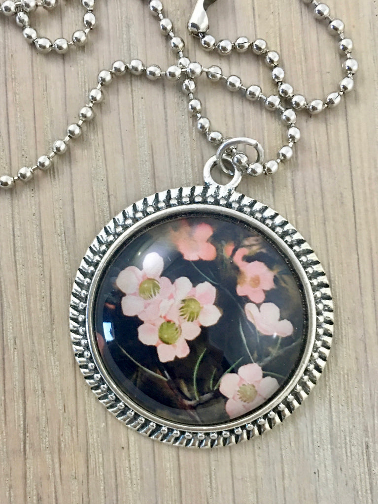 Jewellery - Manuka (Teatree) Flower Pendant